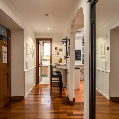 別荘 Spanish Steps Miracle ローマ