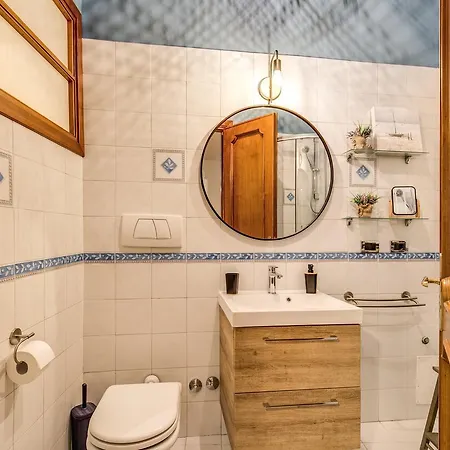 Spanish Steps Miracle ローマ