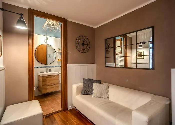 Spanish Steps Miracle 펜션 *